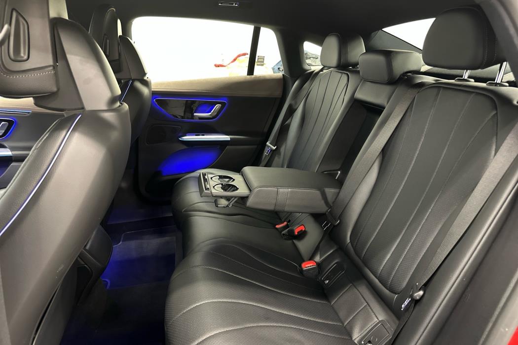 MERCEDES-BENZ EQE 2023