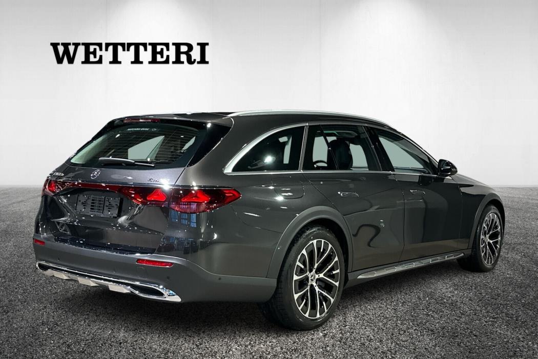 MERCEDES-BENZ E 2025