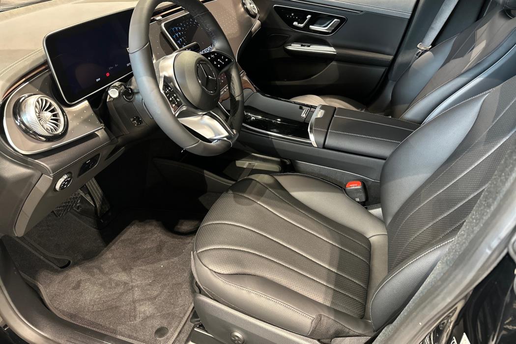 MERCEDES-BENZ EQE 2024