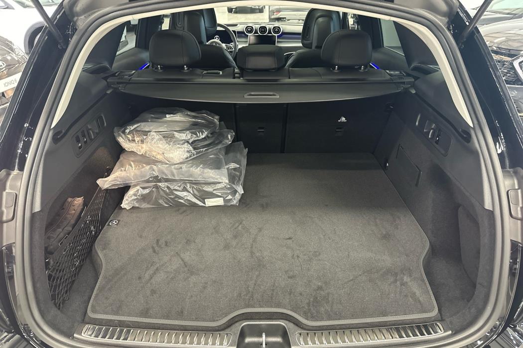 MERCEDES-BENZ GLC 2025