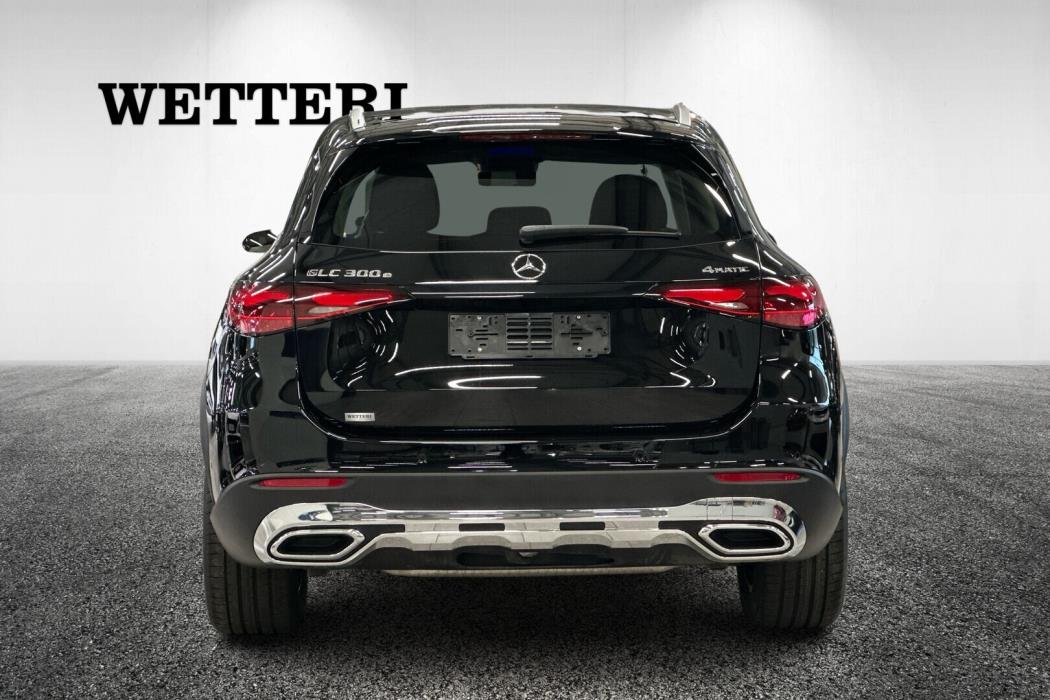 MERCEDES-BENZ GLC 2025