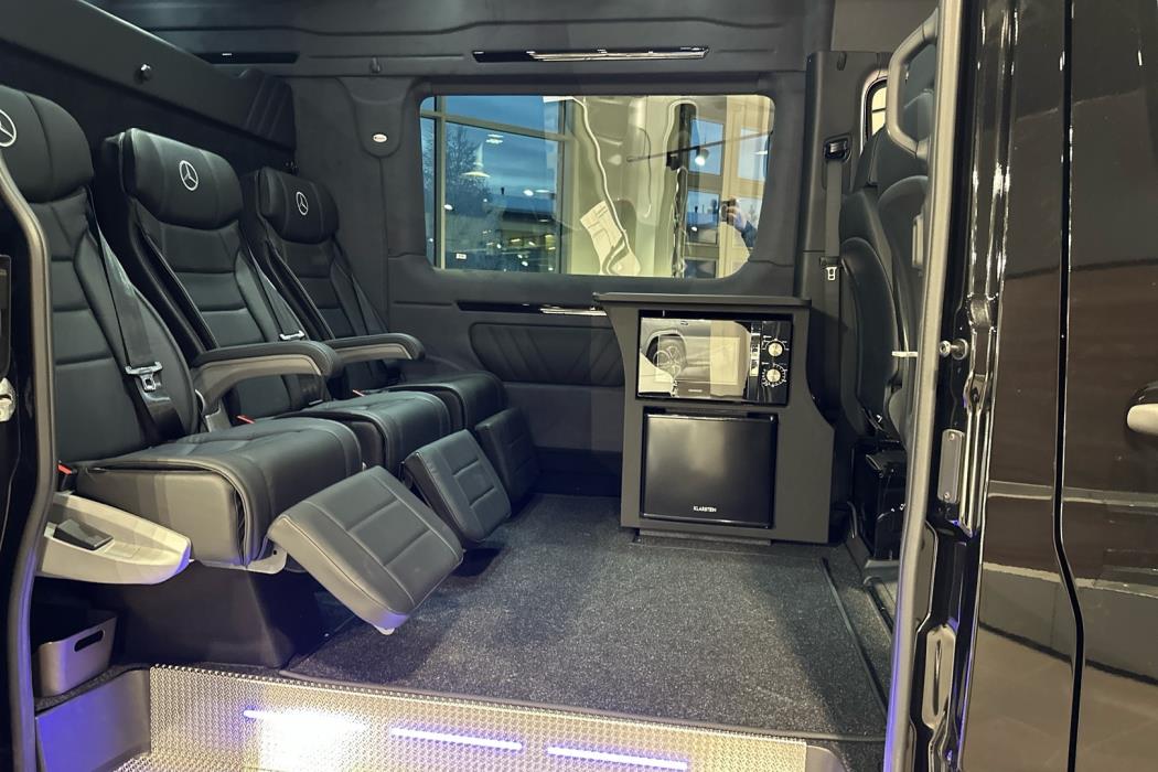 MERCEDES-BENZ Sprinter 2025