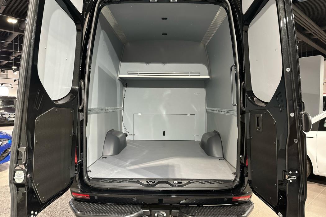 MERCEDES-BENZ Sprinter 2025