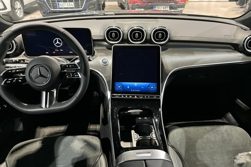 MERCEDES-BENZ C 2024