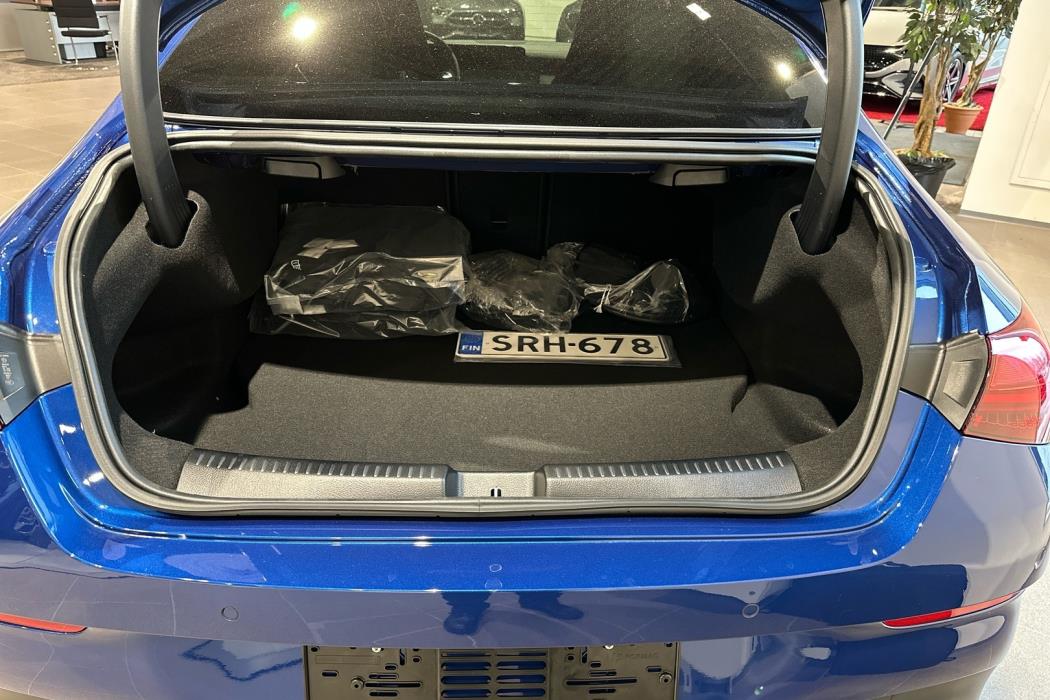 MERCEDES-BENZ CLA 2025