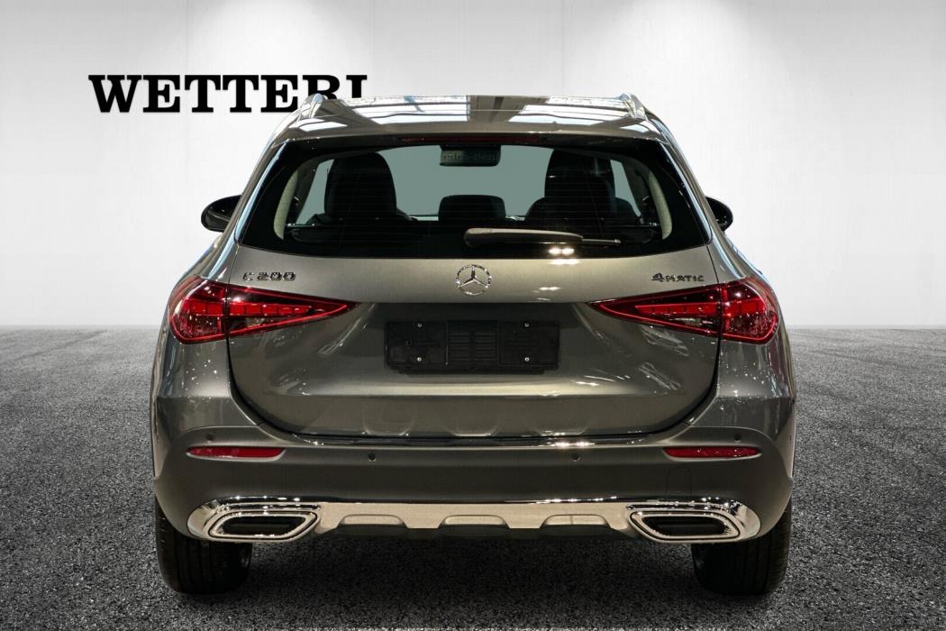 MERCEDES-BENZ C 2025