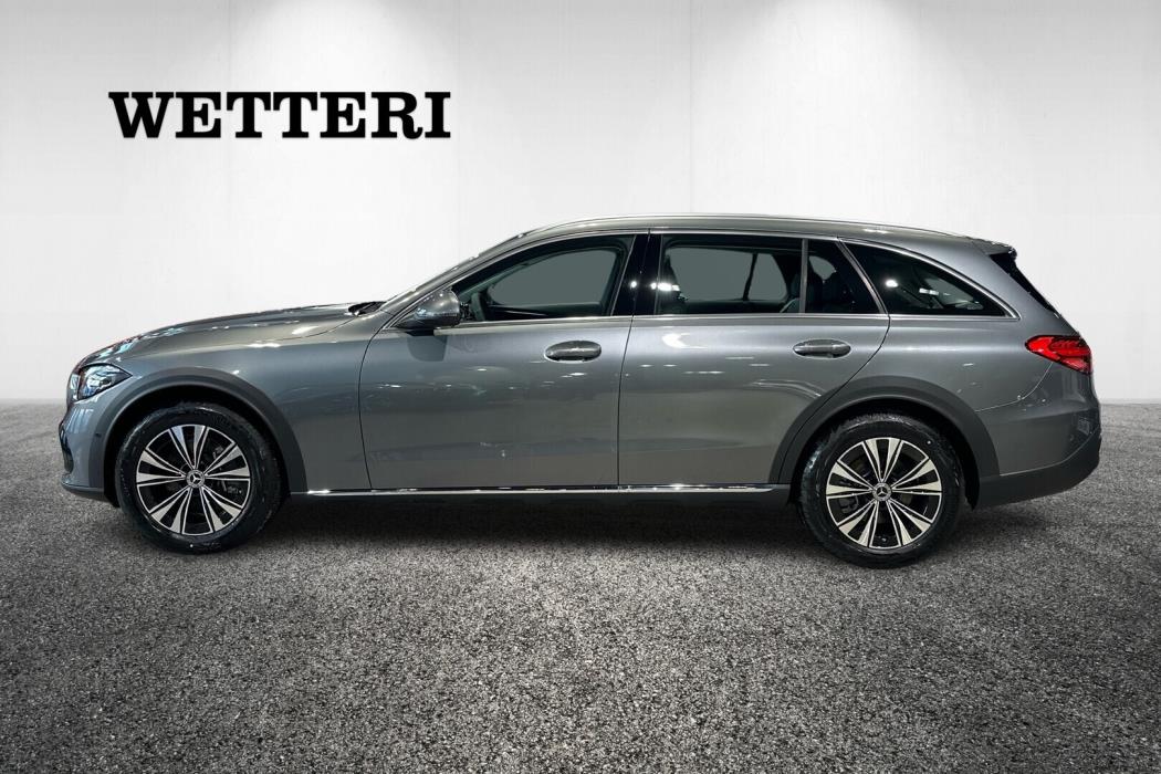 MERCEDES-BENZ C 2025