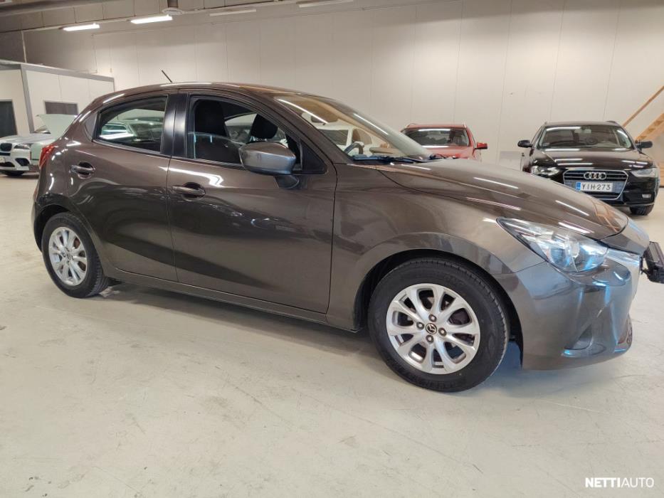 Mazda 2 2017