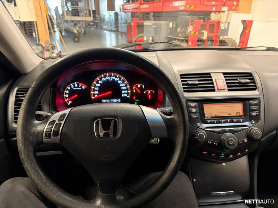 Honda Accord 2004