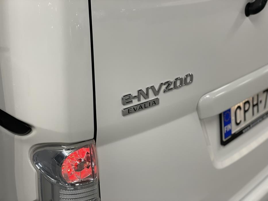 NISSAN e-NV200 2019