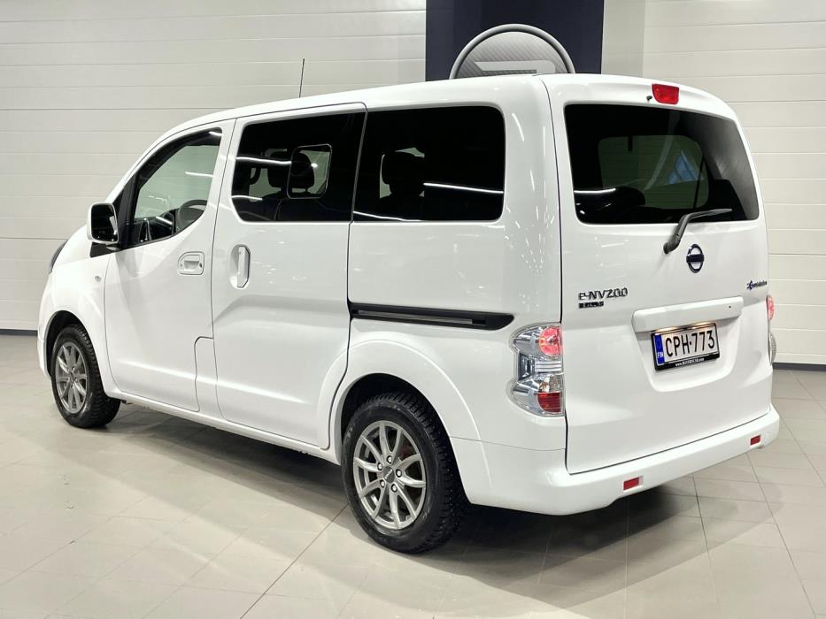 NISSAN e-NV200 2019