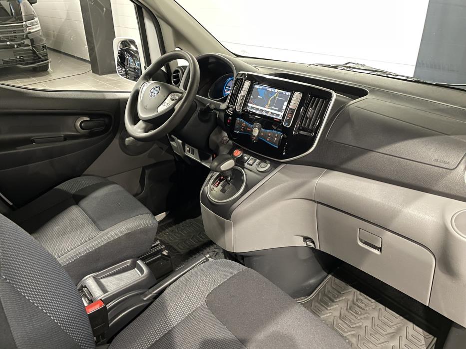 NISSAN e-NV200 2019