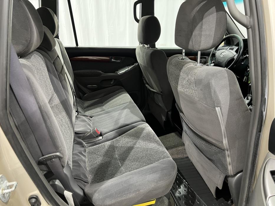 TOYOTA Land Cruiser 2008