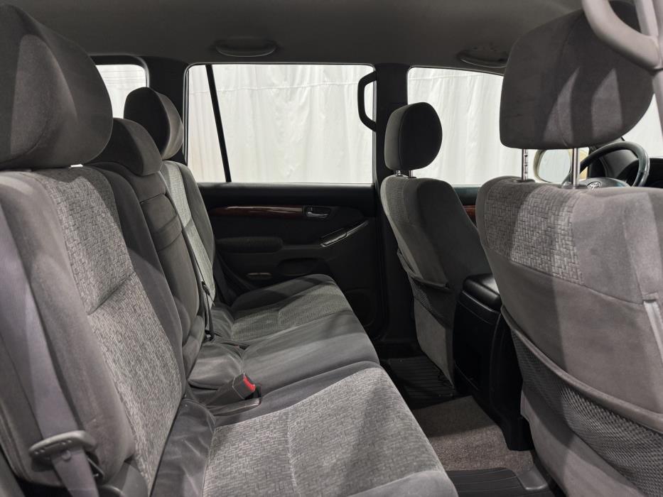 TOYOTA Land Cruiser 2008