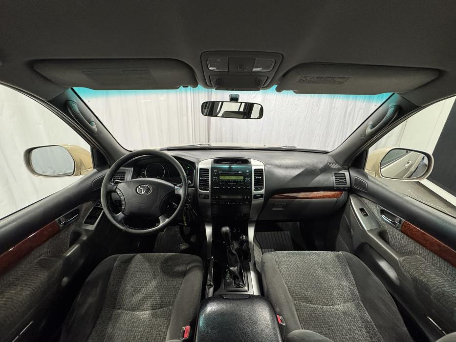 TOYOTA Land Cruiser 2008