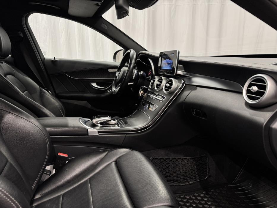 MERCEDES-BENZ C 2015