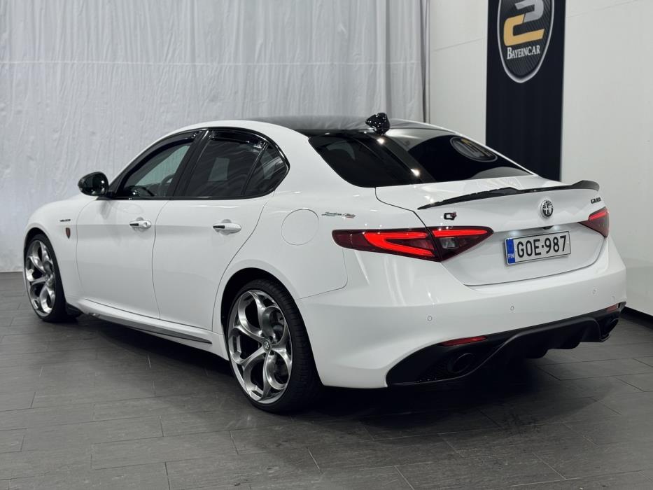 ALFA ROMEO Giulia 2017