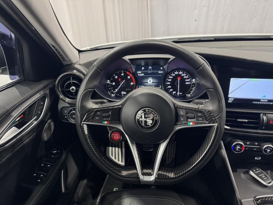 ALFA ROMEO Giulia 2017