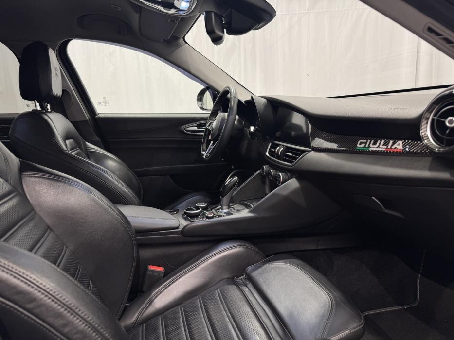 ALFA ROMEO Giulia 2017