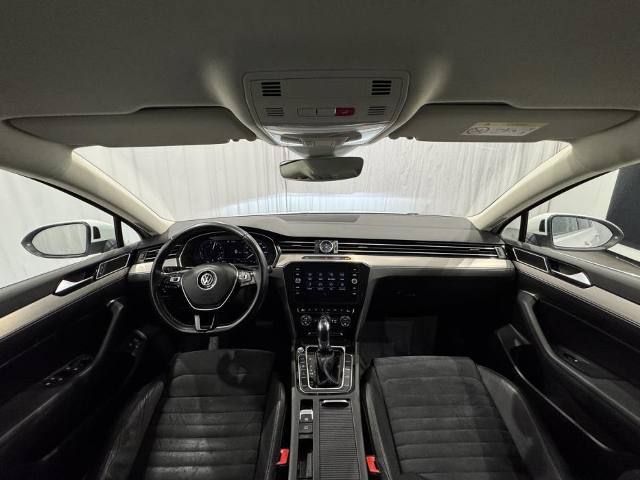 VOLKSWAGEN Passat 2018