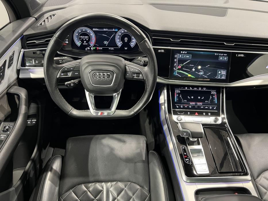 AUDI Q7 2020