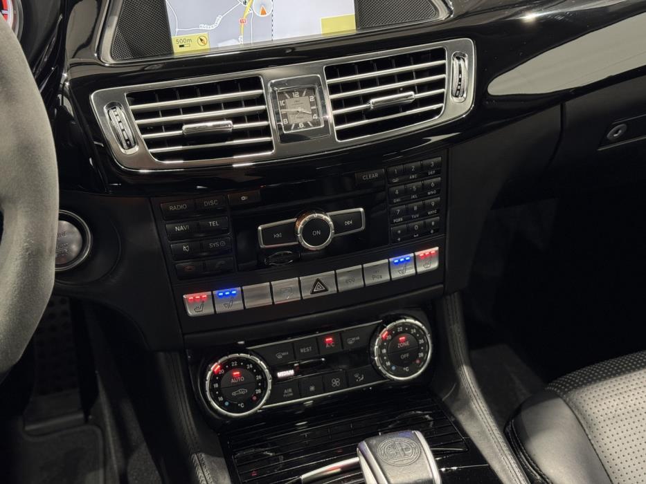 MERCEDES-BENZ CLS 63 AMG 2011