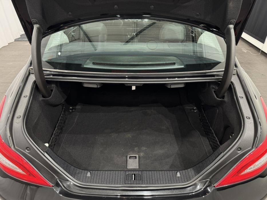 MERCEDES-BENZ CLS 63 AMG 2011