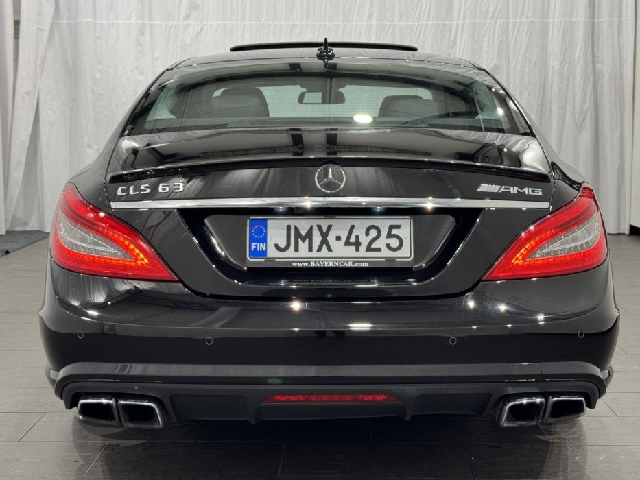 MERCEDES-BENZ CLS 63 AMG 2011