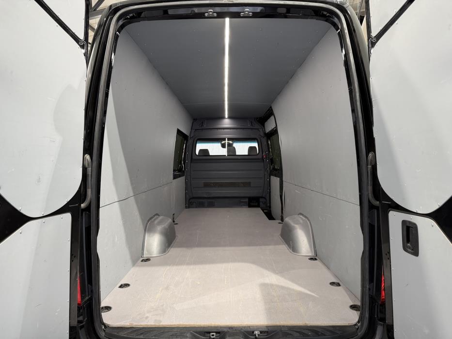 MERCEDES-BENZ SPRINTER 2023