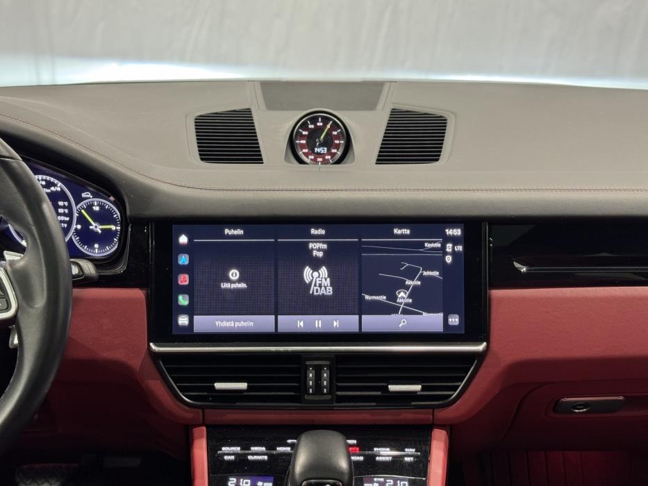 PORSCHE Cayenne 2022