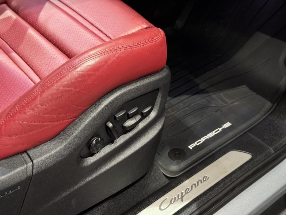 PORSCHE Cayenne 2022