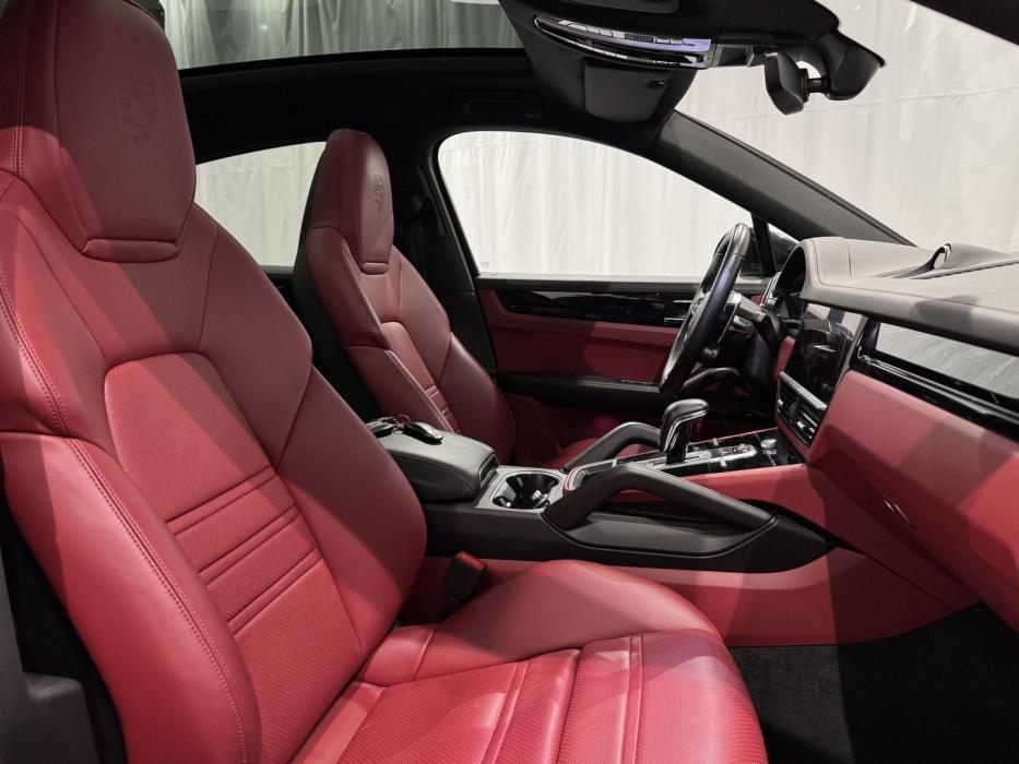 PORSCHE Cayenne 2022