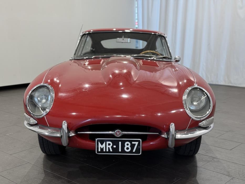 JAGUAR E-Type 1963