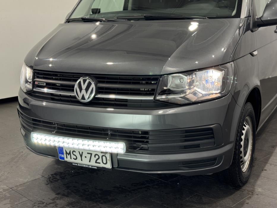 VOLKSWAGEN Transporter 2016