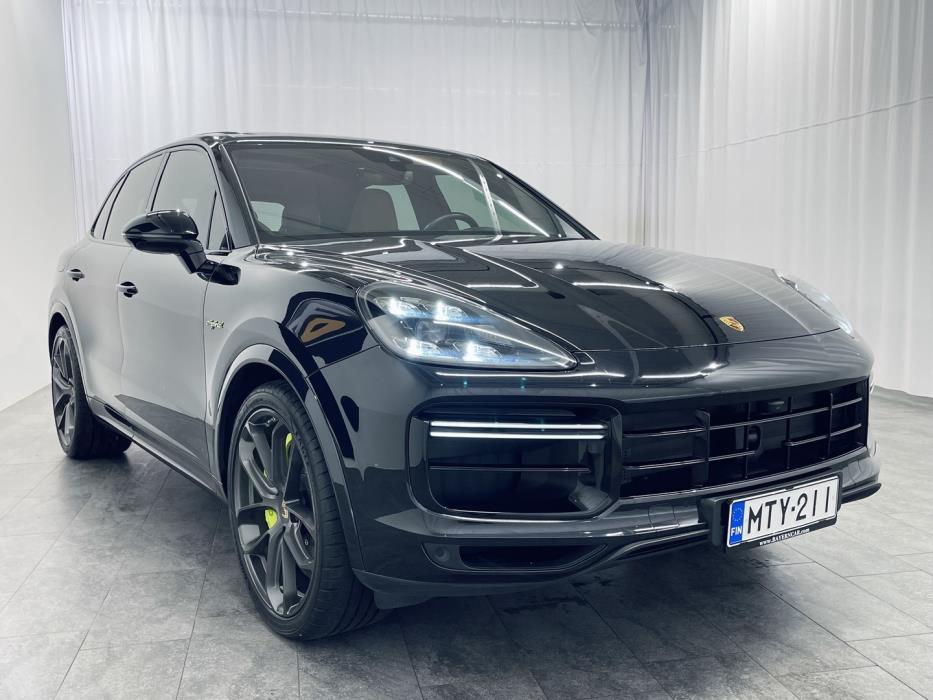 PORSCHE Cayenne 2020
