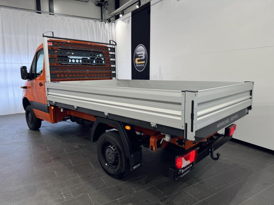 MERCEDES-BENZ SPRINTER 2023