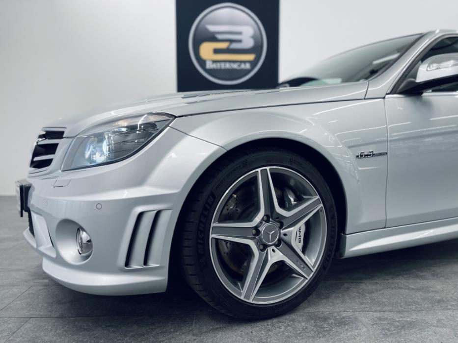 MERCEDES-BENZ C 63 AMG 2008