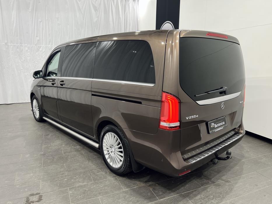 MERCEDES-BENZ V 2017