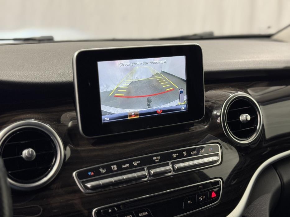 MERCEDES-BENZ V 2017