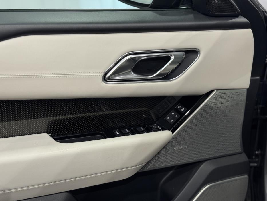 LAND ROVER Range Rover Velar 2017