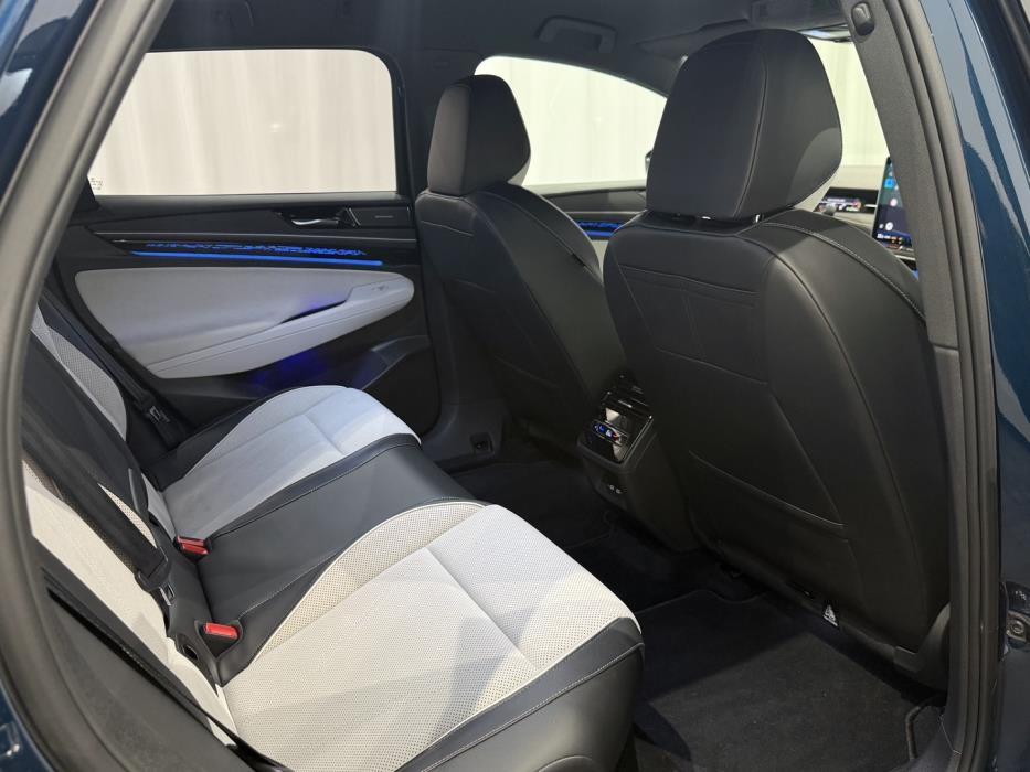 VOLKSWAGEN ID.7 2025