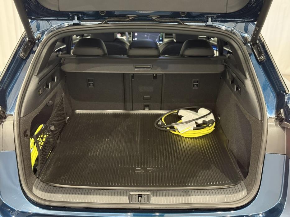 VOLKSWAGEN ID.7 2025