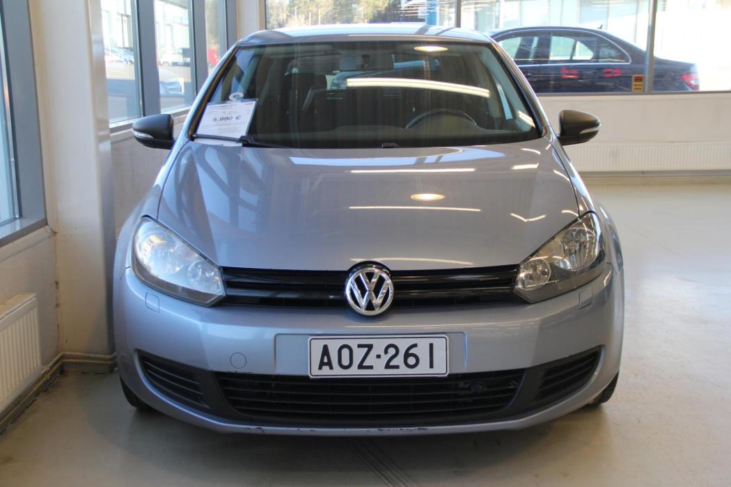 VOLKSWAGEN Golf 2009