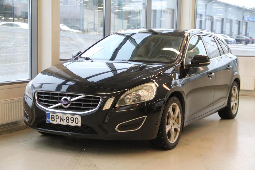VOLVO V60 2011