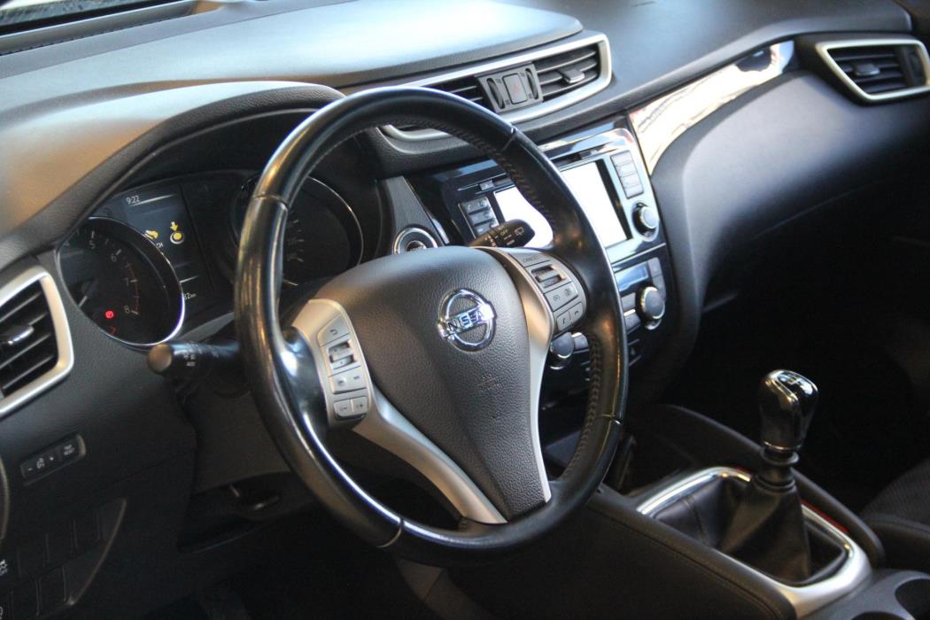 NISSAN Qashqai 2014