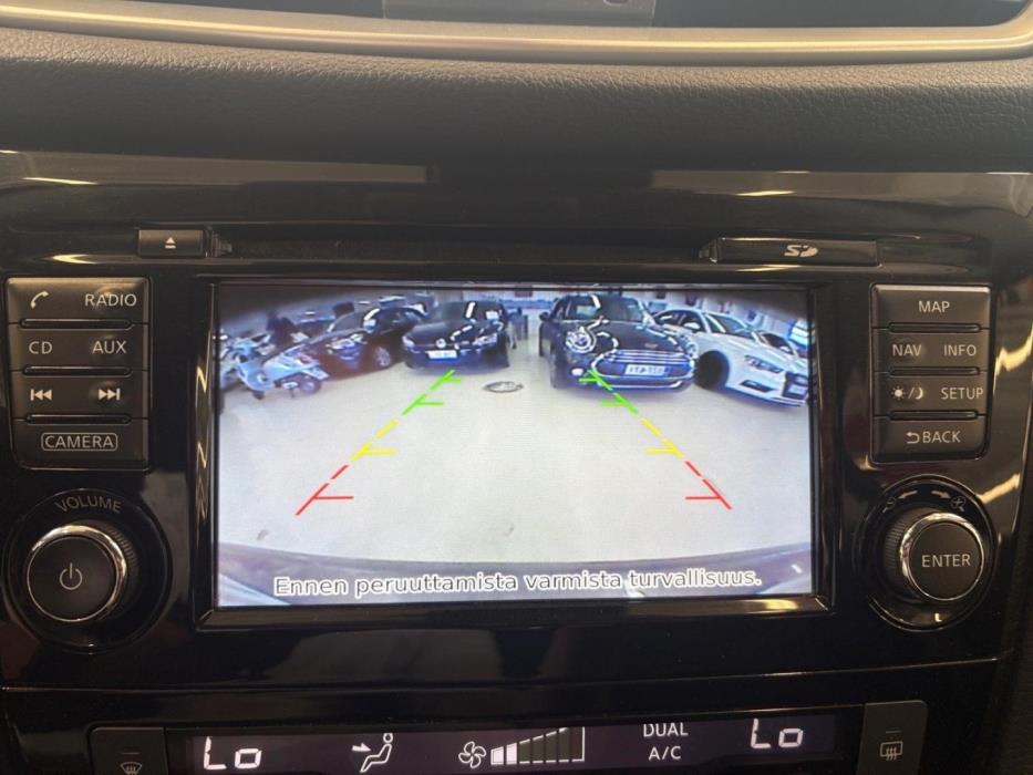 NISSAN Qashqai 2015