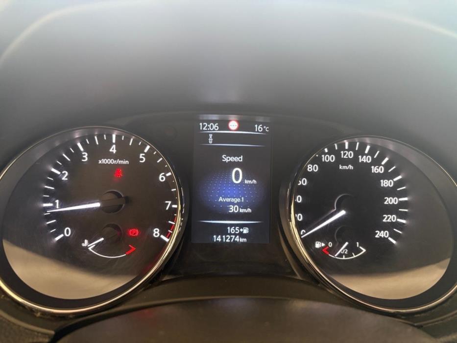 NISSAN Qashqai 2015