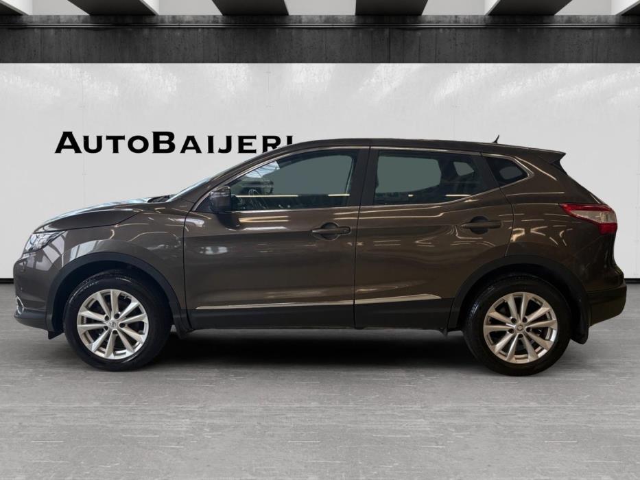 NISSAN Qashqai 2015