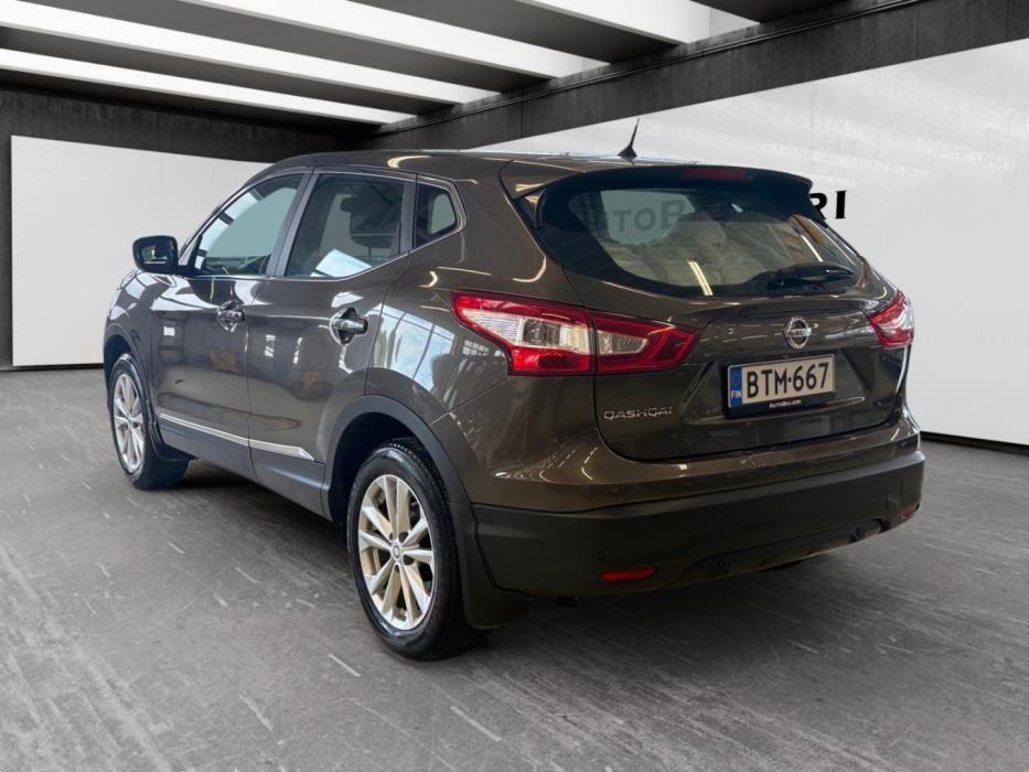 NISSAN Qashqai 2015