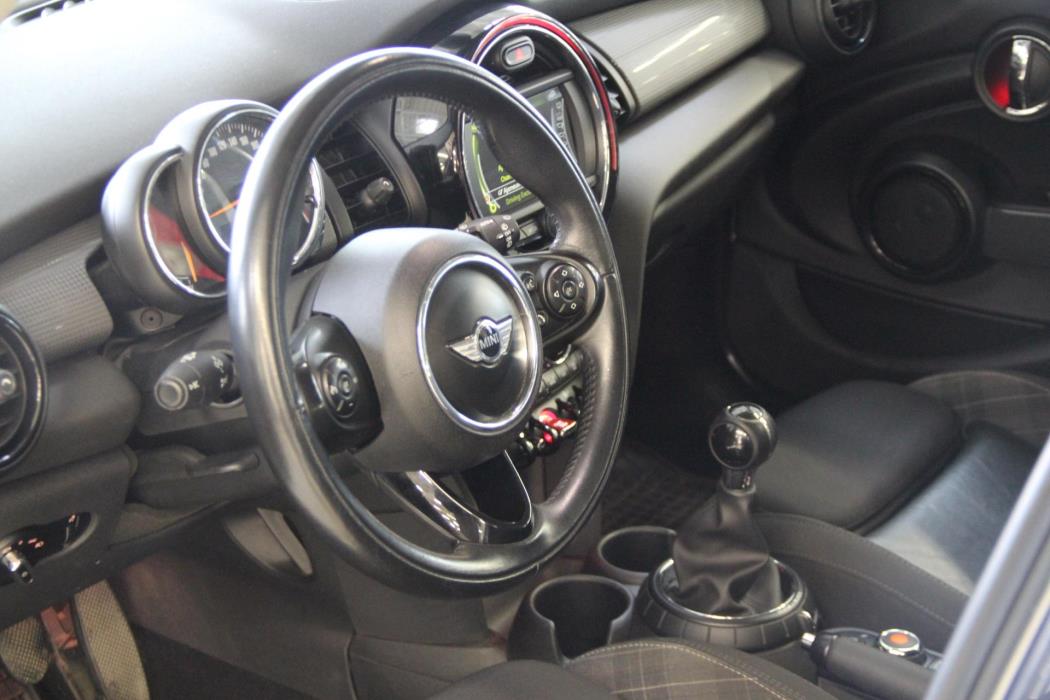MINI Cooper 2015